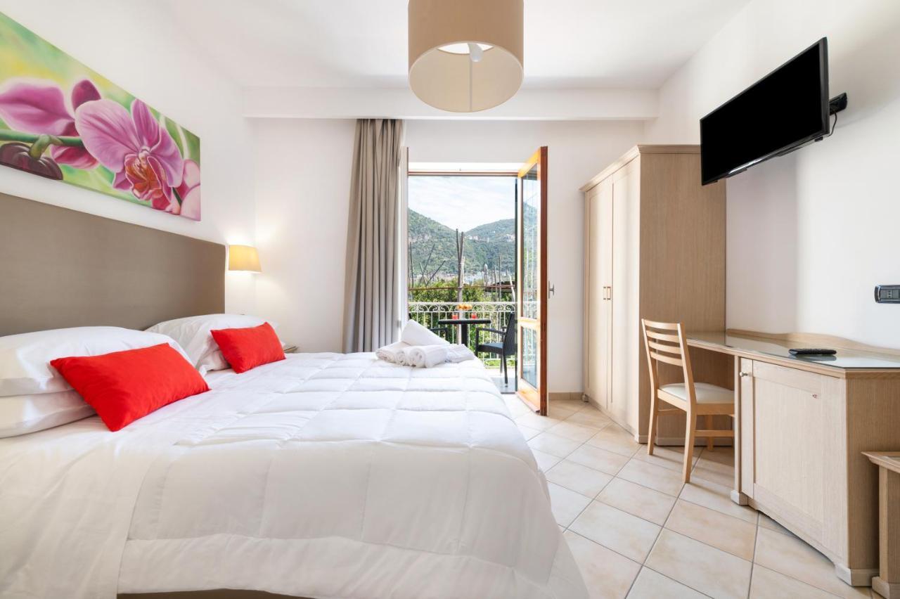 Villa Francesca Relais 皮雅诺迪索伦托 外观 照片