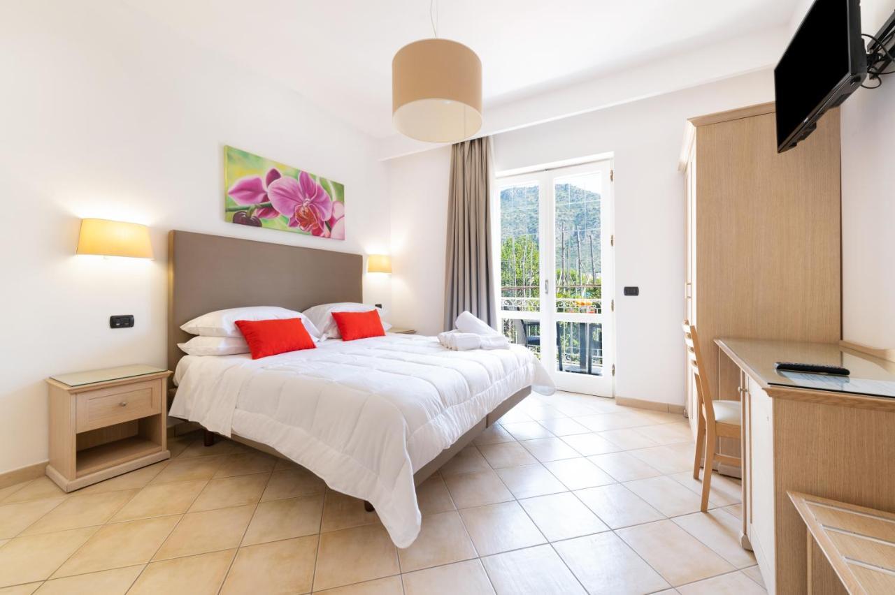 Villa Francesca Relais 皮雅诺迪索伦托 外观 照片
